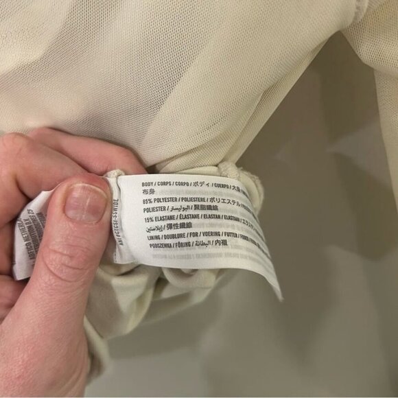 Abercrombie & Fitch Sheer Mesh Long Sleeve See Through Blouse Women’s Size XS - Picture 4 of 6